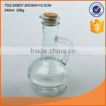 High quality glass oil bottle with cork lid