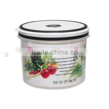 small round plastic microwave food container