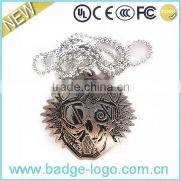 custom design metal pendant necklace