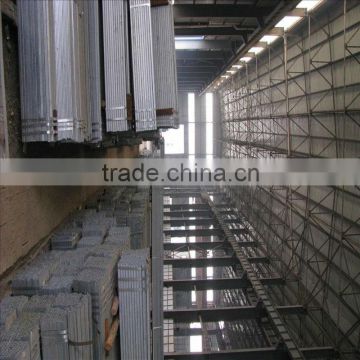 R angle Seamless Steel Tube