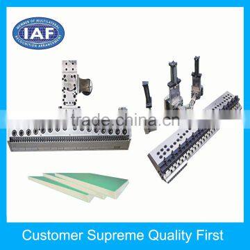 Factory Hot Sales Pvc Extrusion Sheet Mould for Plastic Extruder photo-4