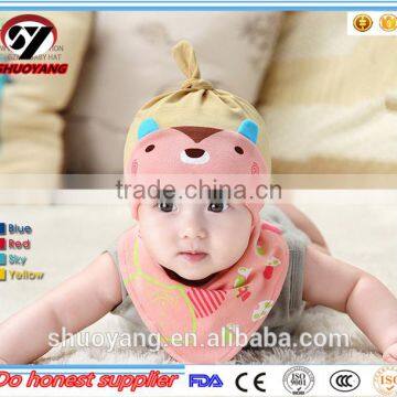 High Quality Cute Cartoon Beanie Hat With Bib Two Piece Sets Winter Knit Baby Beanie photo-2