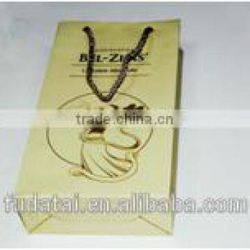 FDT customized low cost and top quality promotional gift paper shopping bag