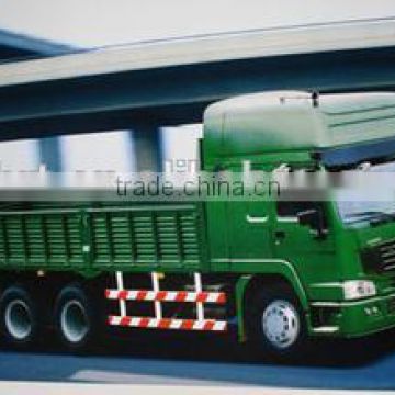 sinotruk low price 6*4 cargo wagon lorry truck euro 2 made in china