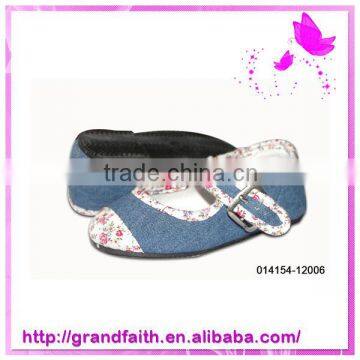 2014 Latest gift made in China ladies pu shoes