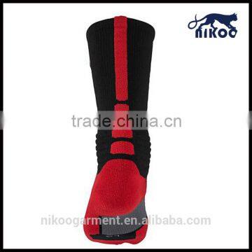 Professional quality men's red nylon designer stripes knee high customized wholesale long football socks