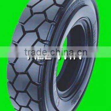 industrial tyres(general purpose block pattern)