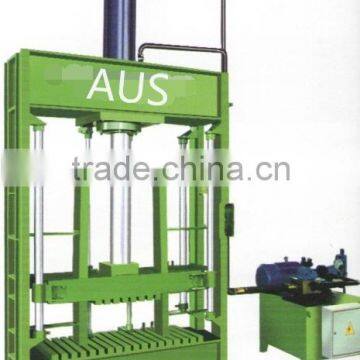 Wood Hydraulic Baler photo-3