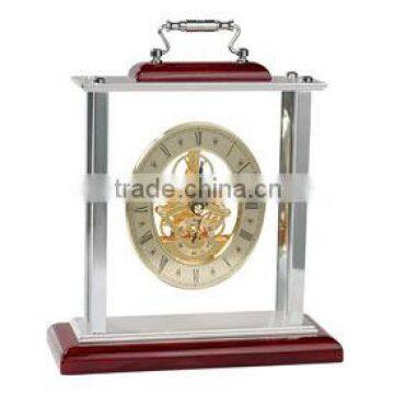 Europe Style Wooden Desktop Clock With Handle For Home Decoration