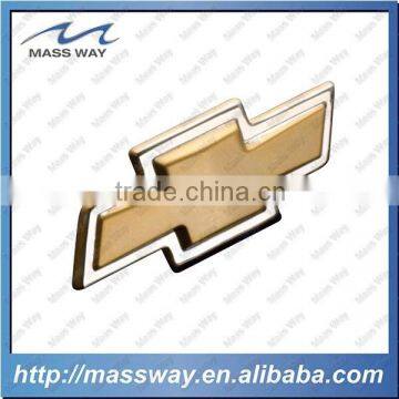 hot sale promotion cross Chevrolet brand car brand lapel pin badge