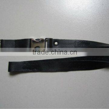 Raw grain cow leather lanyard with metal hook and buckle