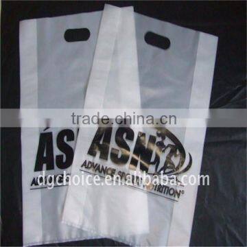 Best selling free sample hot design in guangzhou plastic die cut carry bag h