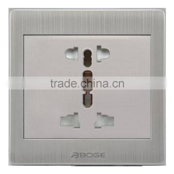 universal socket