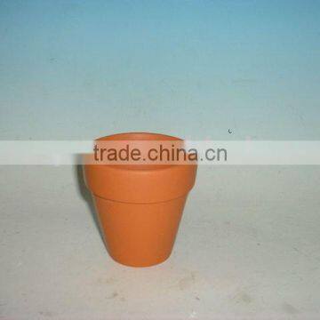 small size of terracotta mini pots