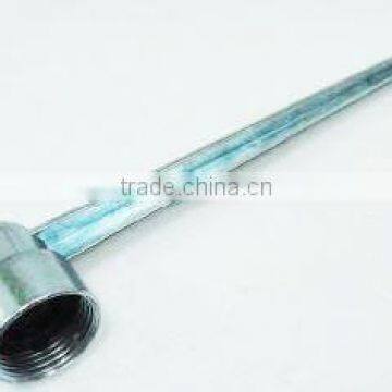 One-Way Metal Garden Spike With Full Circle Sprinkler