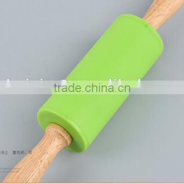 CY133 wooden handle colorful silicone rubber rolling pins Kitchen bakeware tools