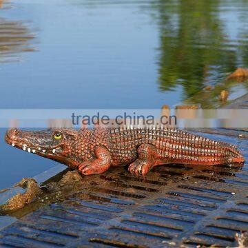 Wholesale Outdoor Garden Decoration Promotion Life Size Crocodile Fiberglass Animals for Sale photo-4