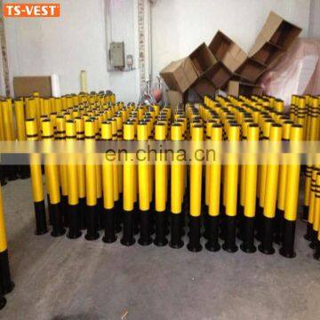 Roadway Safety Products Safety Poles PVC Coated Glow In The Dark Solar Traffic Cone Light