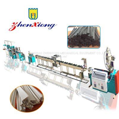 Freezer door gasket extrusion line