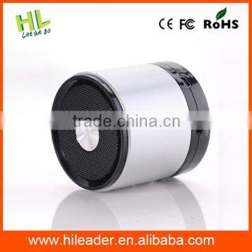 Popular useful microphone suck bluetooth speaker