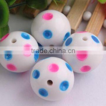 Top Quality bulk round loose white solid beads with rainbow polka dot beads children necklaces beads for kids jewelry making!!