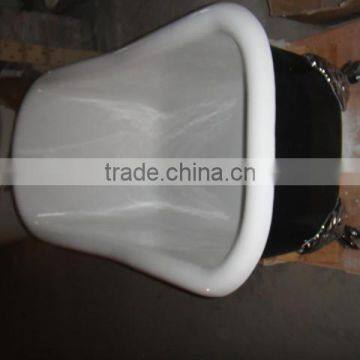 Small Freestanding Roll Top Bath Tub Cast Iron in 1380mm photo-6