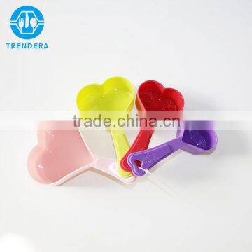 Different Sizes of Plastic Measuring Cup Set photo-3