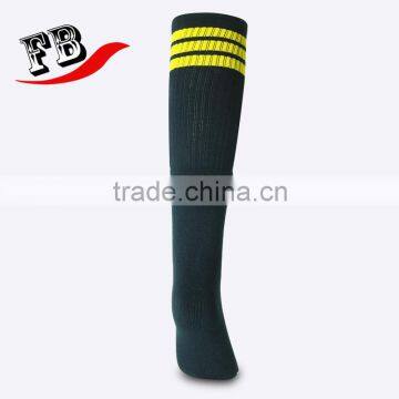 Customized Men's Sports Cotton Socks Fashion Soccer Socks photo-3