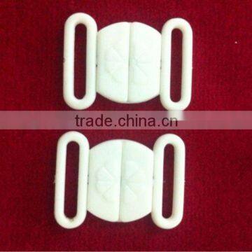 Plastic bra front buckle