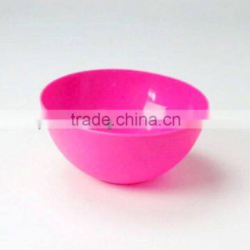 plastic bowl with pink color