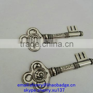 souvenir metal antique color key,zinc alloy die casting key shape tag