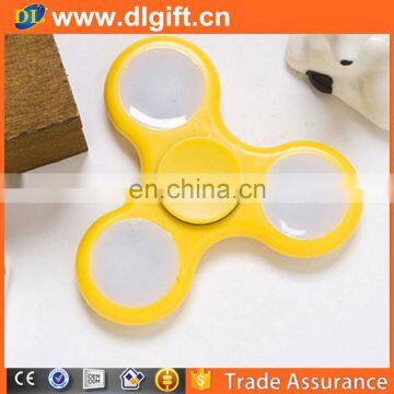 America Popular Plastic Led Flashing Hand Air Spinner photo-4