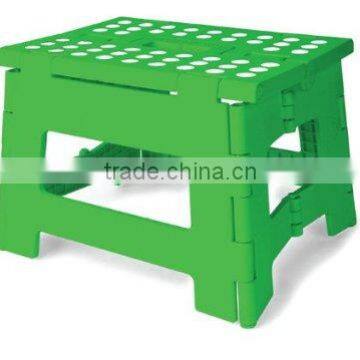 Rhino Easy Fold Step Stool, Short, Green