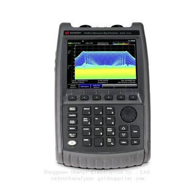 Keysight N9963B FieldFox Переносной микроволновый анализатор сигналов, 300 кГц до 54 ГГц