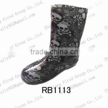 Fashion skull pattern pvc rain boots for kids