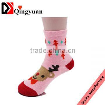 lovely animal design dispensing cartoon children socks for baby