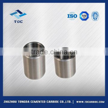 Tungsten carbide crucibles to melt steel and alloys