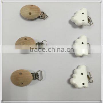 OEM high quality wholesale nickel free lead free round wooden baby pacifier clip