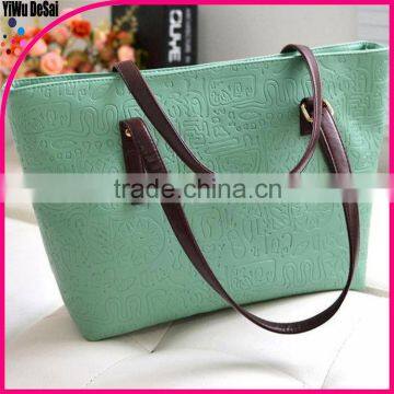 Embossing bag Large Capacity Ladies Fashion handbag shoulder embossing bag