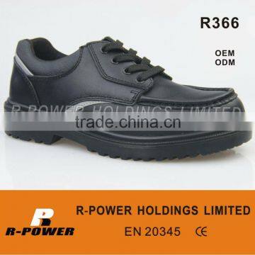 Natural Rubber Shoes R366