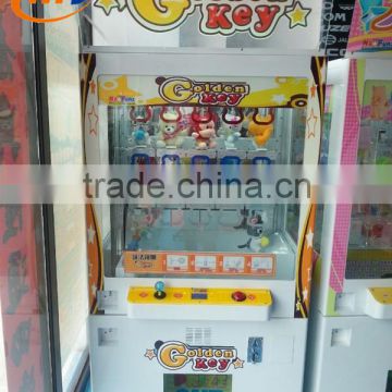 Funny Golden Key to win toy vending machine/gift prize game machine for promotion