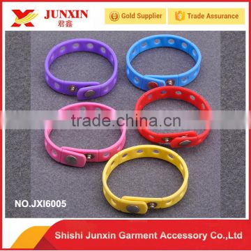 2016 new products OEM custom silicone bracelet PVC wristband