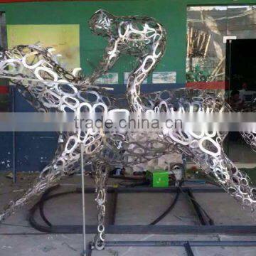 Homes Better Goods Gardens Decorative Edging 3ft to 17ft Height Simulation Plastic Green Grass Animal Statue Wall ELD06 2706 photo-2