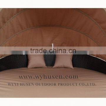 Rattan Furniture Round Lounge Rattan Daybed With Shade Cover photo-3