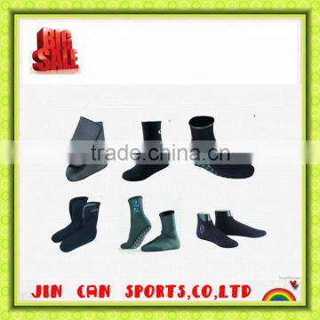 New style top quality nice design neoprene wholesale socks