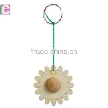 Cheap Flower Sharped Wooden Key Chains photo-2