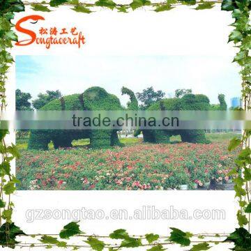 Landscape Garden Decorative Aritificial Grass Animal Topiary Ornament Cheap Price Artificial Grass Topiary photo-5