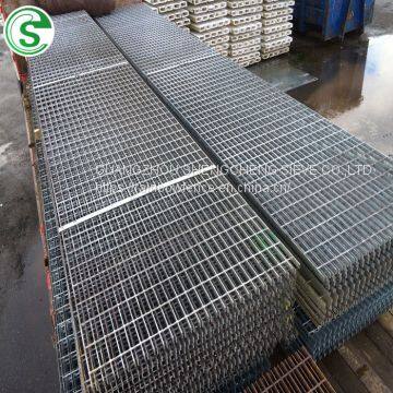 Factory Cheap Price Hot Sales Steel Floor Deck, Metal Parking Lot Grate, Car Wash Drain Grating photo-4