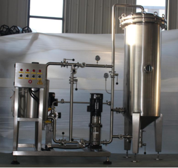 Candle type diatomite filter