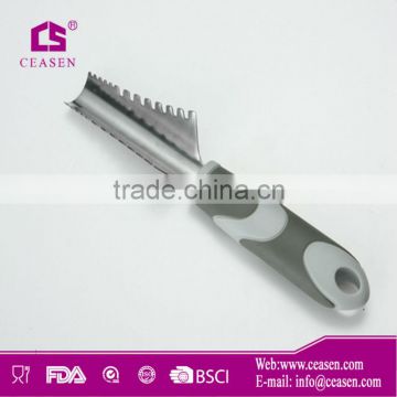 Stainless steel fish scale scraper with pp handle